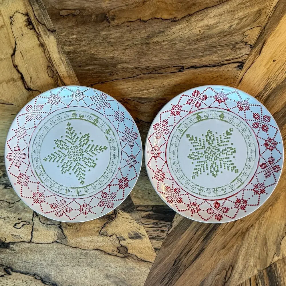Noble Excellence Astoria Fair Isle Red and Green, Set of 2, Stoneware Plates, 8